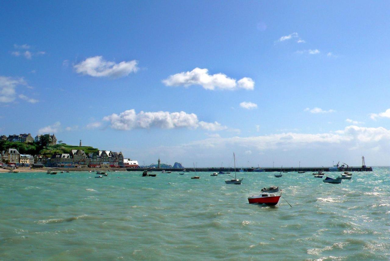 Cancale, Centre Ville, Triplex Le Pecheur Apartment Bagian luar foto