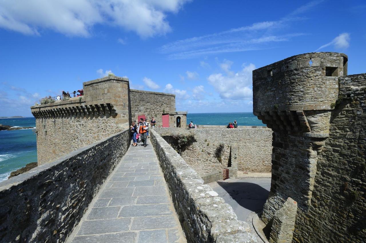 Cancale, Centre Ville, Triplex Le Pecheur Apartment Bagian luar foto