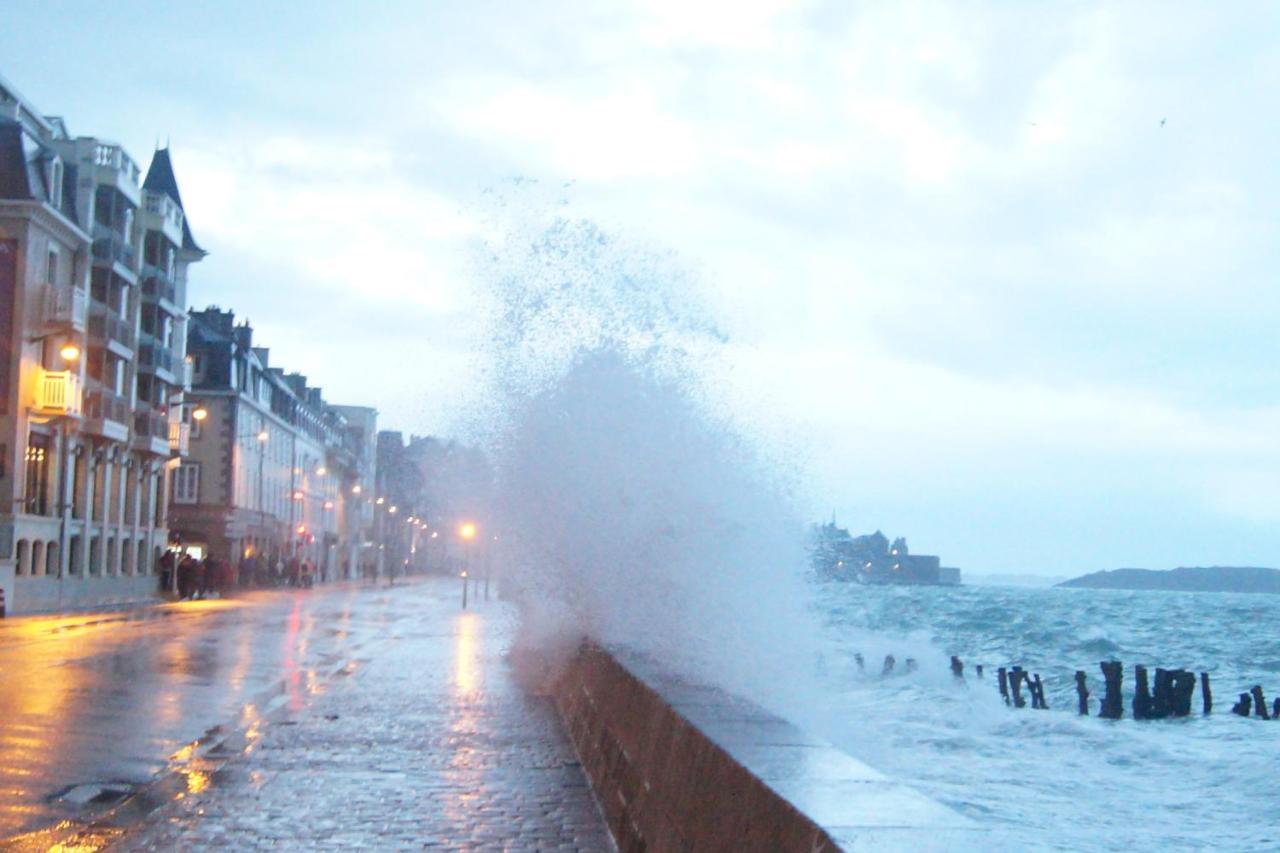 Cancale, Centre Ville, Triplex Le Pecheur Apartment Bagian luar foto